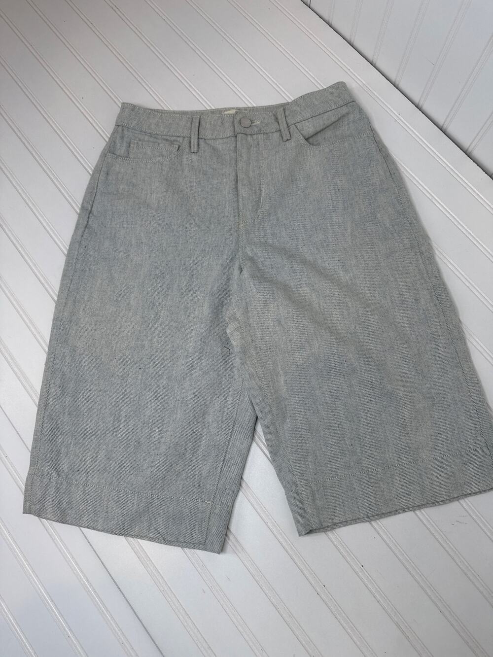 L’AGENCE Light Wash Blue High Waisted Denim Bermuda Shorts Womens Size 25